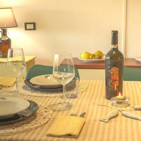 Casa Mare Francy 아파트